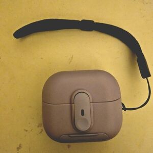 Lavender Earbud Case with Strap for Galazy Ear Buds 3